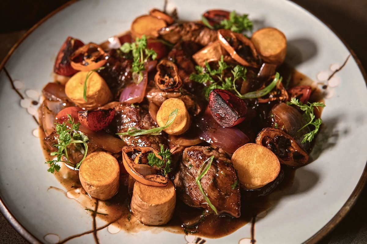 Lomo saltado — Killa